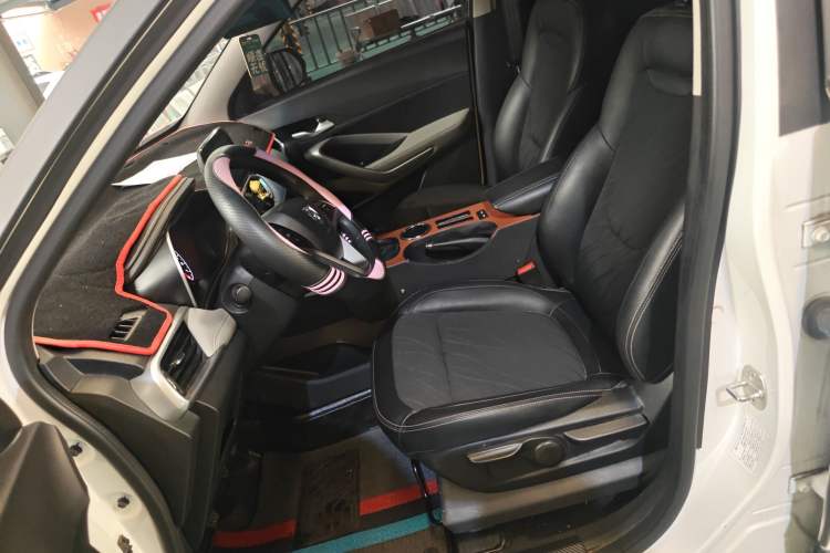 Used Baojun 510 2017 1.5L Manual Fashion Model