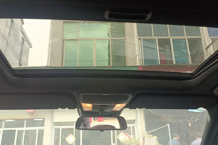 Used Mercedes-Benz S-Class 2012 S 300 L Business Standard Model