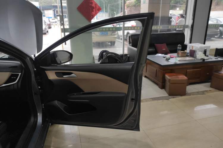 Used Chevrolet Monza 2020 320 Automatic Enjoyment Edition