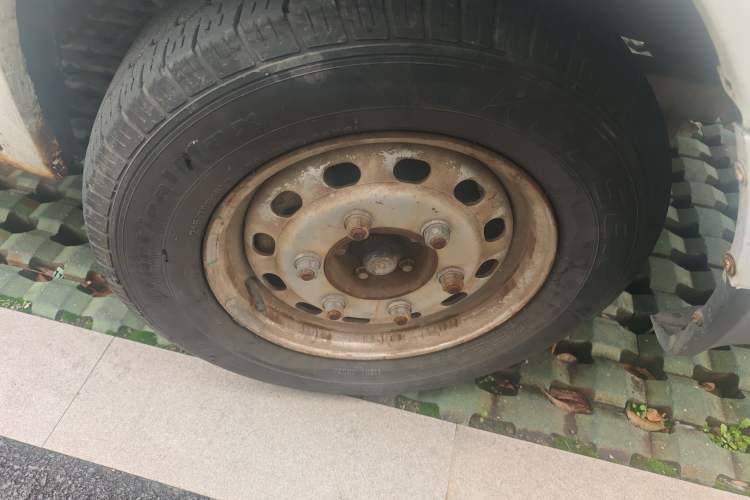 Used JMC Transit 2017 2.8T Commercial Version Short Wheelbase Mid-Roof 6/7/8-Seater JX493
