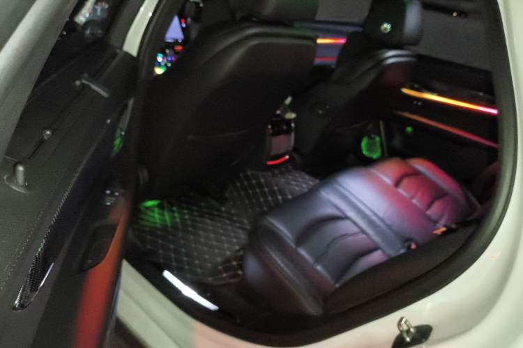 Used Cadillac CT6 2019 28T Leading Sport Model
