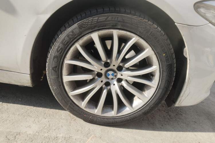 Used BMW 5 Series 2014 525Li Luxury Design Package