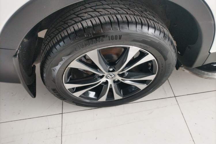 Used Toyota RAV4 2015 2.5L Automatic 4x4 Elite Edition
