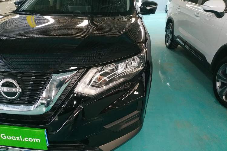 Used Nissan X-Trail 2025 Honor 2.0L Two-Wheel Drive Genuine Edition