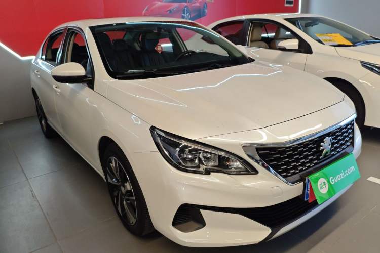 Used Peugeot 408 2020 230THP 10th Anniversary Premium Edition Front Right 45 Deg