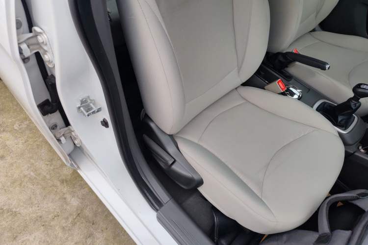 Used Chevrolet Sail 2015 Sail 3 1.5L Manual with Ideal Sunroof Edition