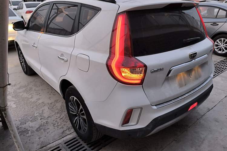 Used Geely Auto Vision X6 2016 1.8L Manual Luxury Model