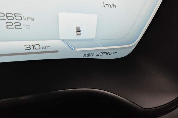 Used BYD Han 2022 EV 610 km All-Wheel-Drive Qianshan Cui Limited Edition Odometer Close Up