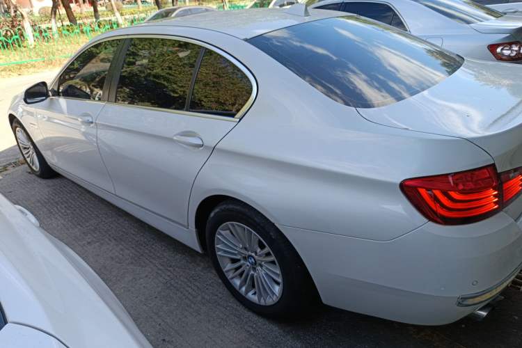 Used BMW 5 Series 2014 525Li Leading Model
