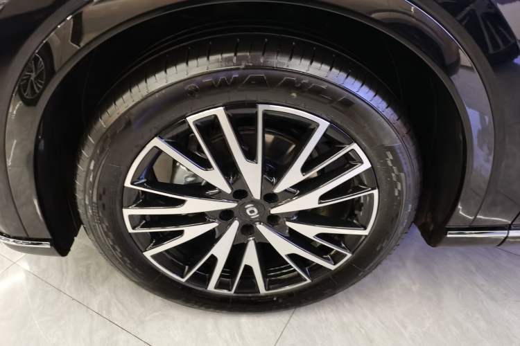 Used CHANGAN NEVO Q07 2025 215 Prestige Edition