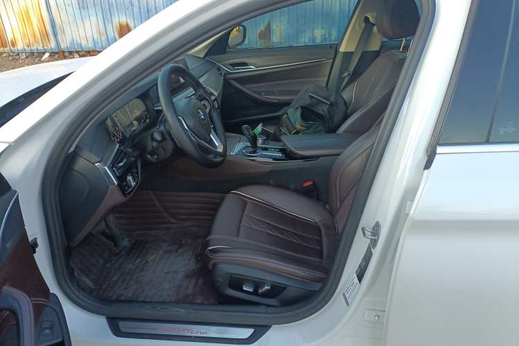 Used BMW 5 Series 2019 530Li Leading Model Luxury Package
