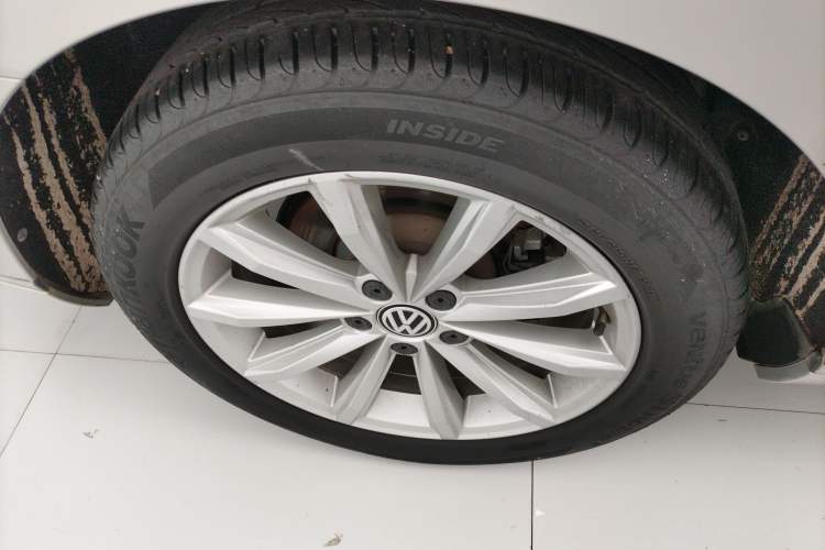 Used Volkswagen Magotan 2019 330TSI DSG Leading Model China VI Standard