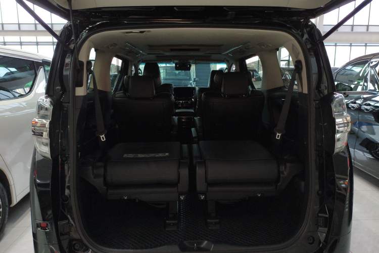 Used Toyota Vellfire 2020 Dual-Engine 2.5L HV Luxury Edition