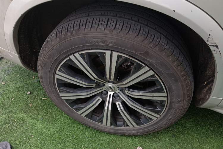 Used Volvo XC90 2020 Facelifted T6 Zhiyi Luxury 7-Seater
