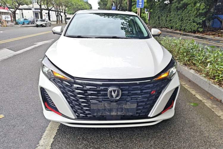 Used CHANGAN Eado 2023 Changan Edition PLUS Blue Whale NE 1.4T GDI DCT Prestige Version