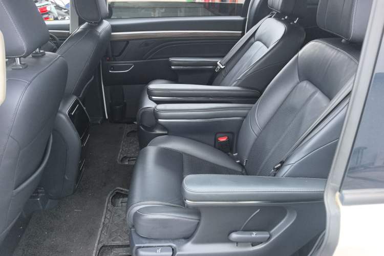 Used GAC Trumpchi M8 2021 Lingxiu Series 390T Deluxe Edition Left Rear Seat