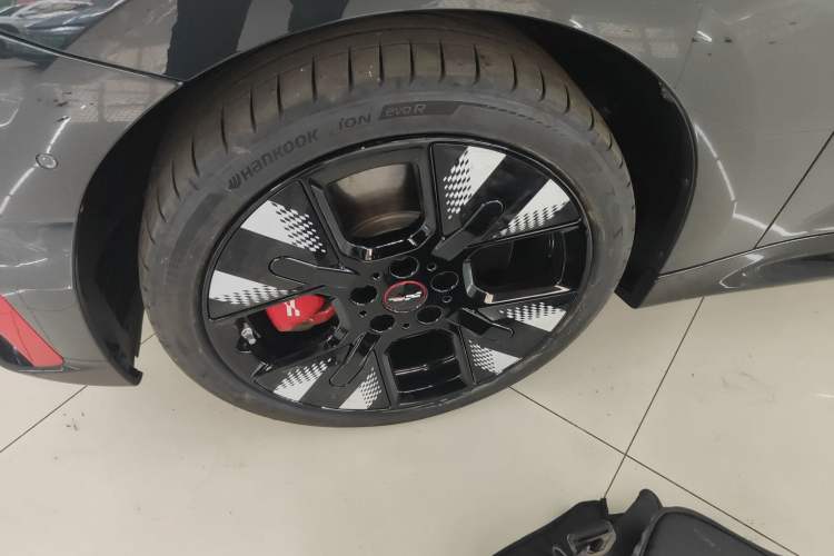 Used MINI Electric MINI COOPER 2025 452km COOPER SE Spring by the Sea Limited Edition
