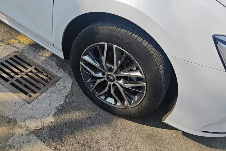 Used BYD Qin PLUS 2024 HONOR Edition DM-i 120KM Excellence Model