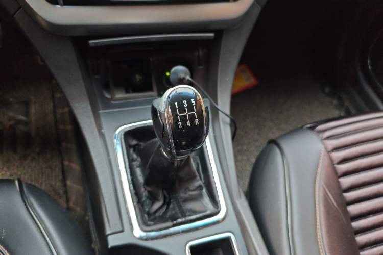 Used Geely Auto Emgrand 2016 Sedan 1.5L Manual Upward Edition