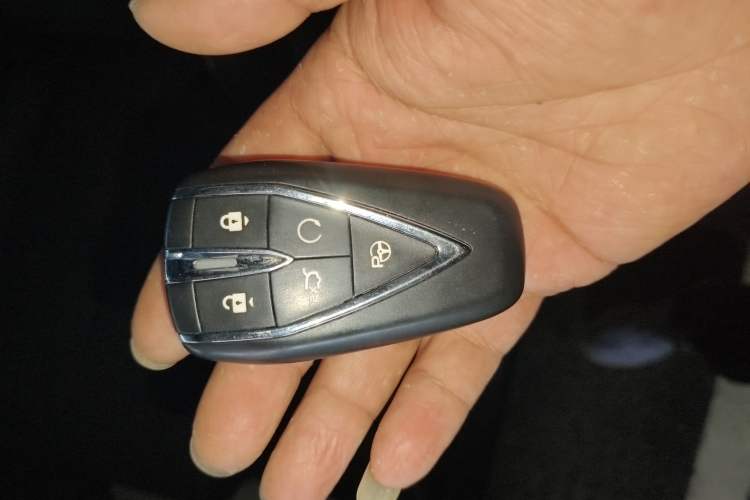 Used CHANGAN X7 PLUS 2024 1.5T Automatic Luxury 7-Seater