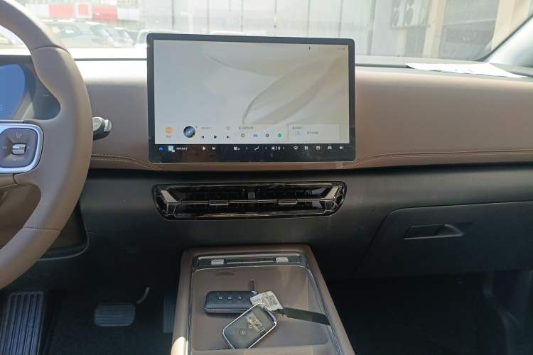 Used Wuling Wuling Starlight 730 2025 Model Pure Electric 500km Luxury Edition
