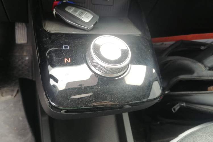 Used Geometry E Firefly 2024 301km Flowing Light
