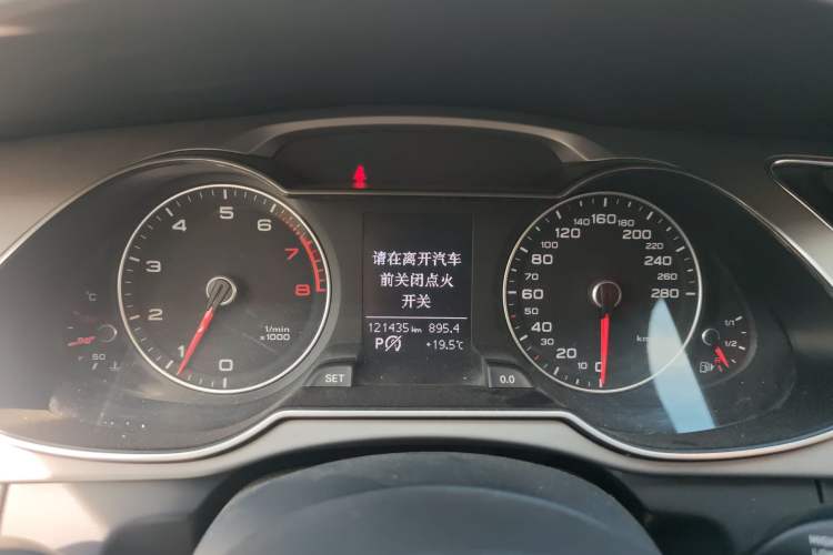 Used Audi A4L 2016 35 TFSI Collector's Edition Automatic Standard Model Instrument Cluster