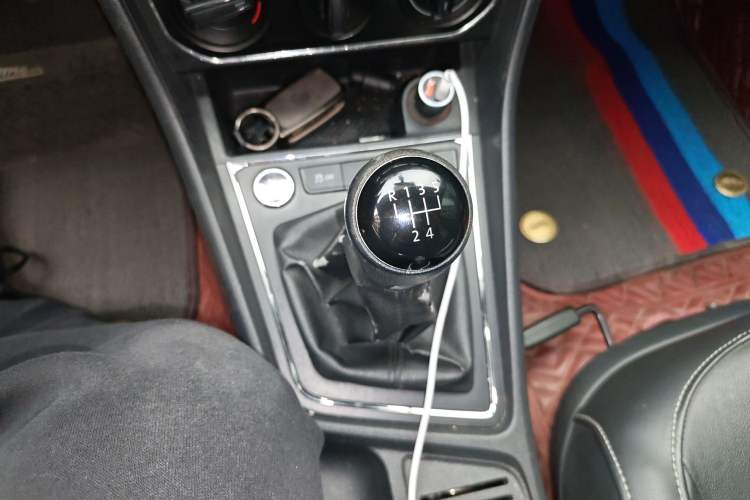 Used Volkswagen Lavida 2017 1.6L Manual Comfort Edition
