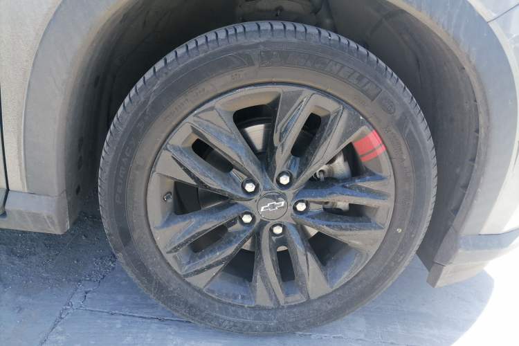 Used Chevrolet Orlando 2018 Redline 530T Automatic Enjoyment Edition (5+2 Model) – China V Standard Right Front Wheel Hub