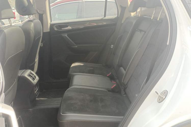 Used Volkswagen Tayron 2020 330TSI Two-Wheel Drive Luxury Connected Pro Edition