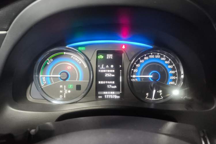 Used Toyota Corolla 2016 Dual-Engine 1.8L E-CVT Elite Edition
