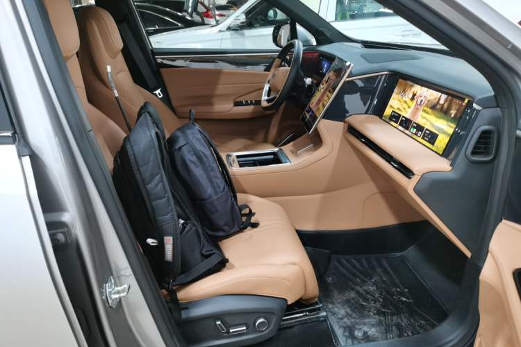 Used Geely Galaxy L7 2025 EM-i 115km Exploration+ Edition