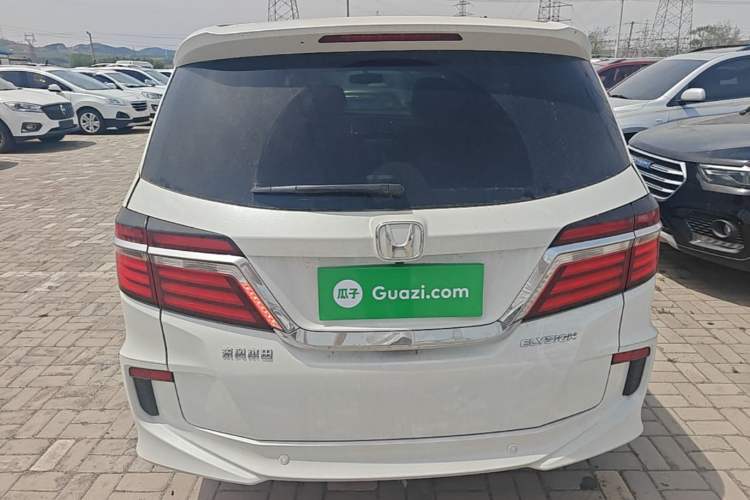 Used Honda Elysion 2016 2.4L Luxury Edition
