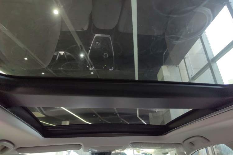 Used Toyota Wildlander 2023 Dual-Motor 2.5L E-CVT Four-Wheel Drive Prestige Edition