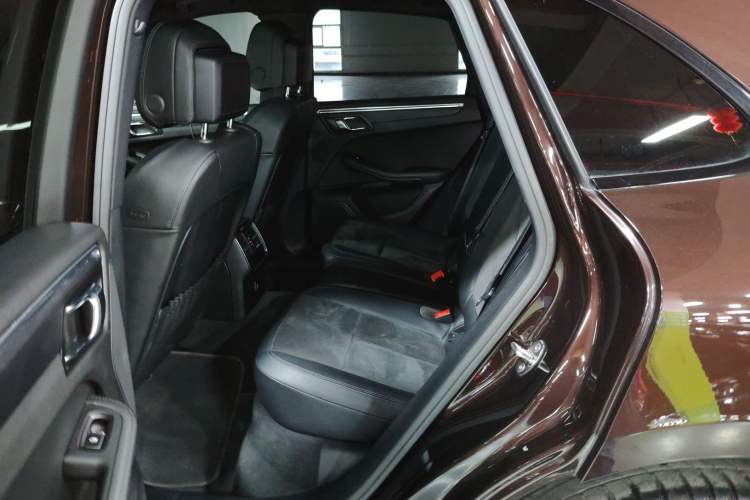 Used Porsche Macan 2018 Macan 2.0T
