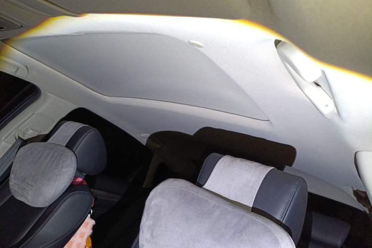 Used Honda Accord 2018 260TURBO Luxury Edition China VI Headliner