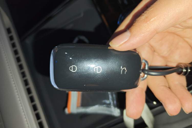 Used Geely Galaxy Galaxy 8 2025 130km EM-i Deluxe Edition