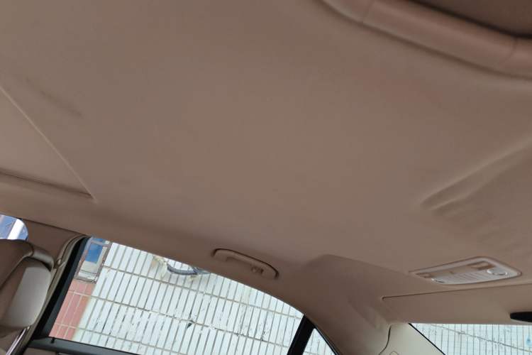 Used Mercedes-Benz E-Class 2013 E 260 L CGI Elegant Model
