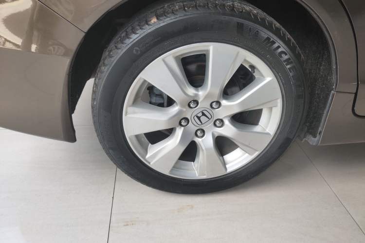 Used Honda Jade 2014 1.8L Automatic Comfort Elite Version 5 Seats
