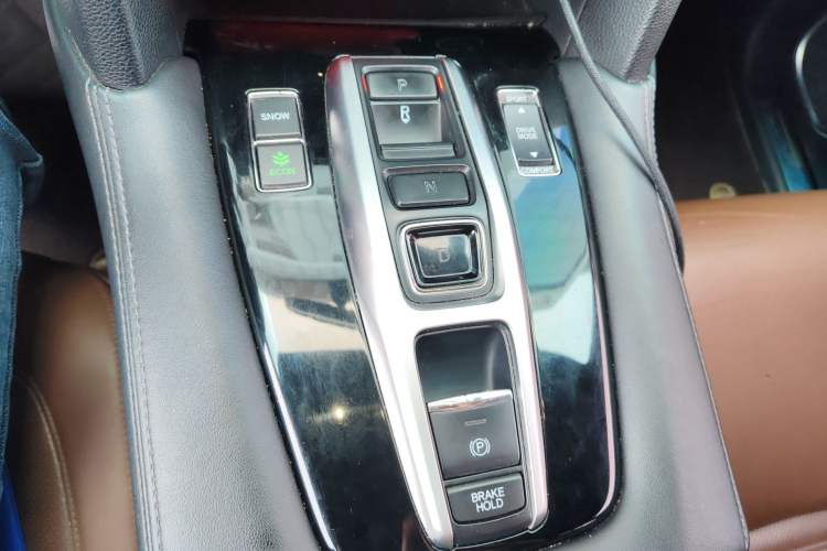 Used Honda UR-V 2017 370TURBO 2WD Prestige Edition China V