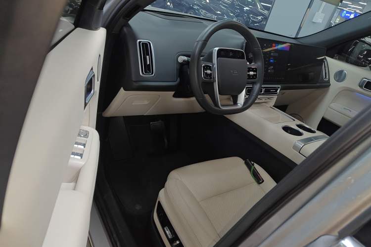 Used Li Auto L7 2023 Pro Model