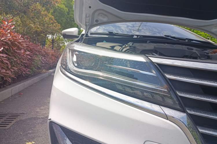 Used Roewe i6 New Energy 2017 45T Hybrid Connective Smart Luxury Edition