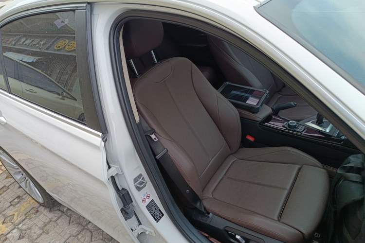 Used BMW 3 Series 2018 320Li Fashion Model
