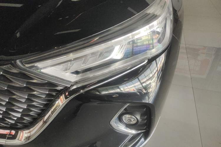 Used Haval M6 2021 PLUS 1.5T DCT Luxury Smart Connectivity Model Left Front Headlight