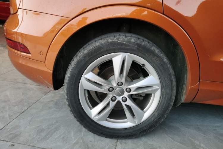 Used Audi Q3 2016 40 TFSI quattro all-wheel drive style model Exterior 4