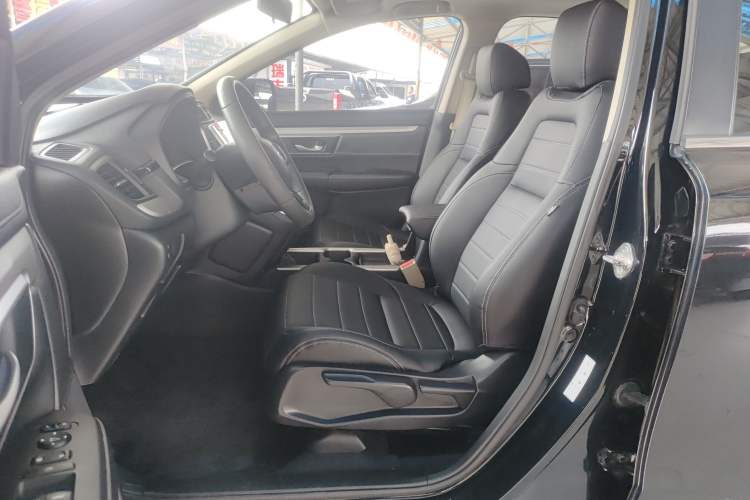 Used Honda CR-V 2017 240TURBO CVT 2WD Comfort Version Left Front Seat