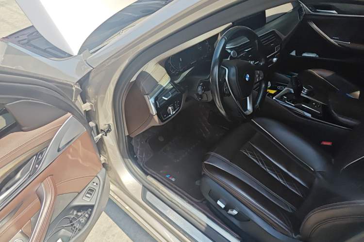 Used BMW 5 Series New Energy 2019 Updated Version 530Le Luxury Package
