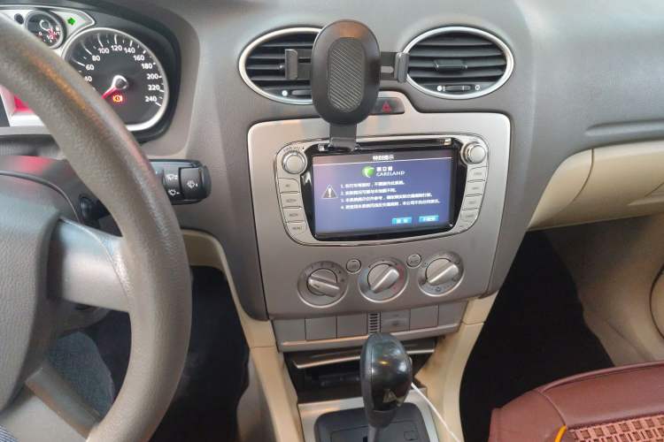 Used Ford Focus 2013 Sedan Classic 1.8L Automatic Base Model
