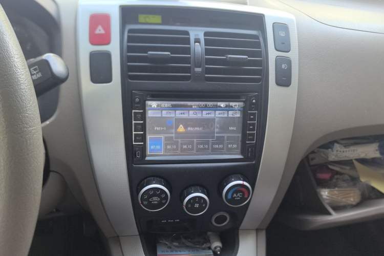 Used Hyundai Tucson 2013 2.0L Manual Two-Wheel Drive Fashion Edition
