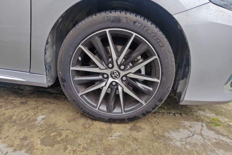 Used Toyota Camry 2023 2.5G Luxury Edition Right Front Wheel Hub